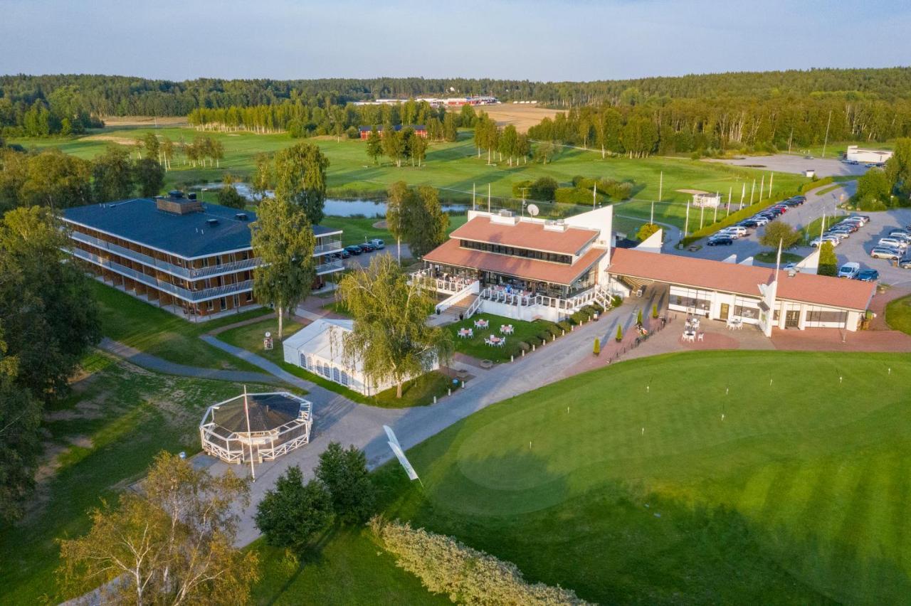 First Hotel Lindoe Park Vallentuna Zewnętrze zdjęcie