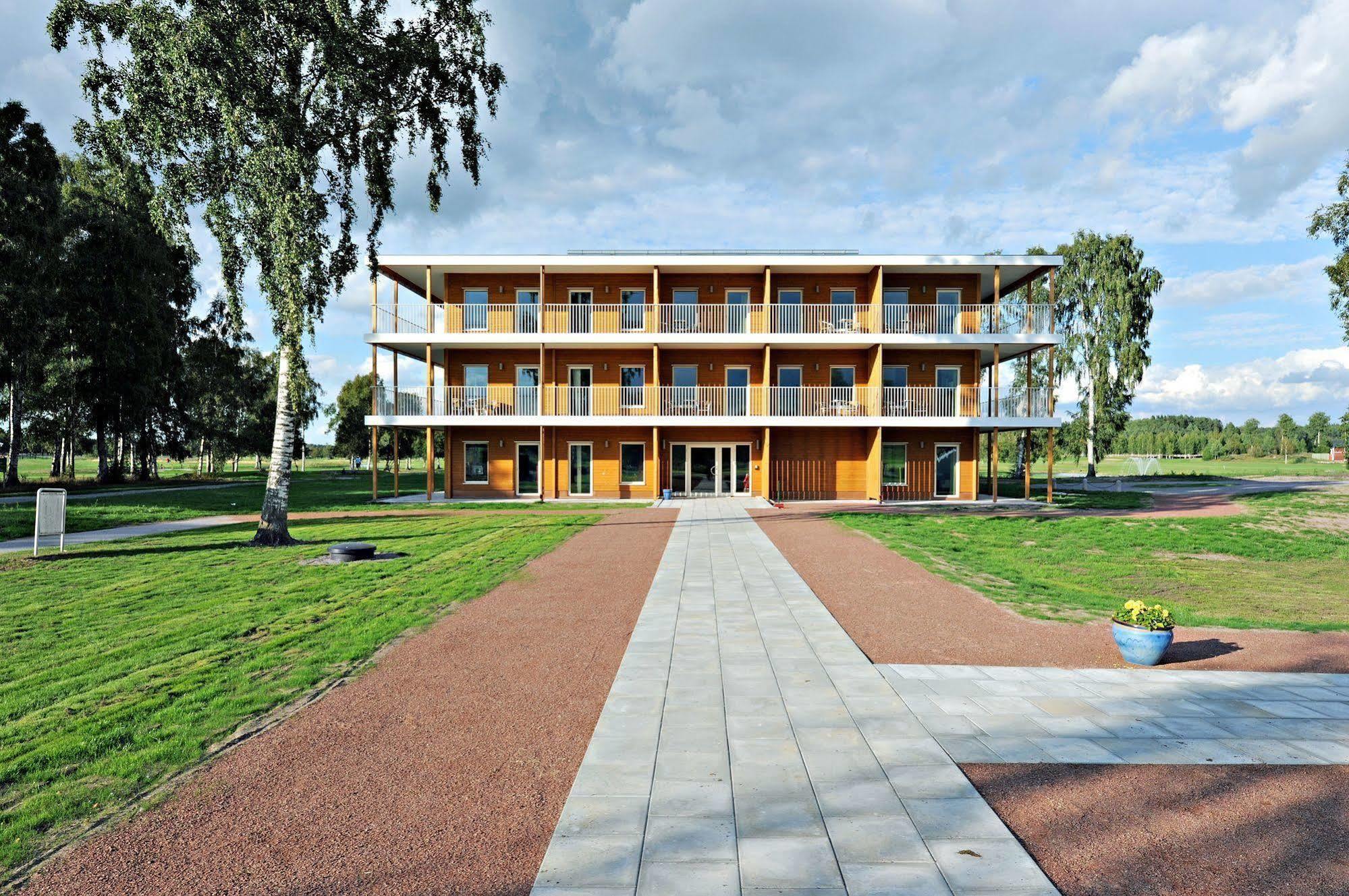 First Hotel Lindoe Park Vallentuna Zewnętrze zdjęcie